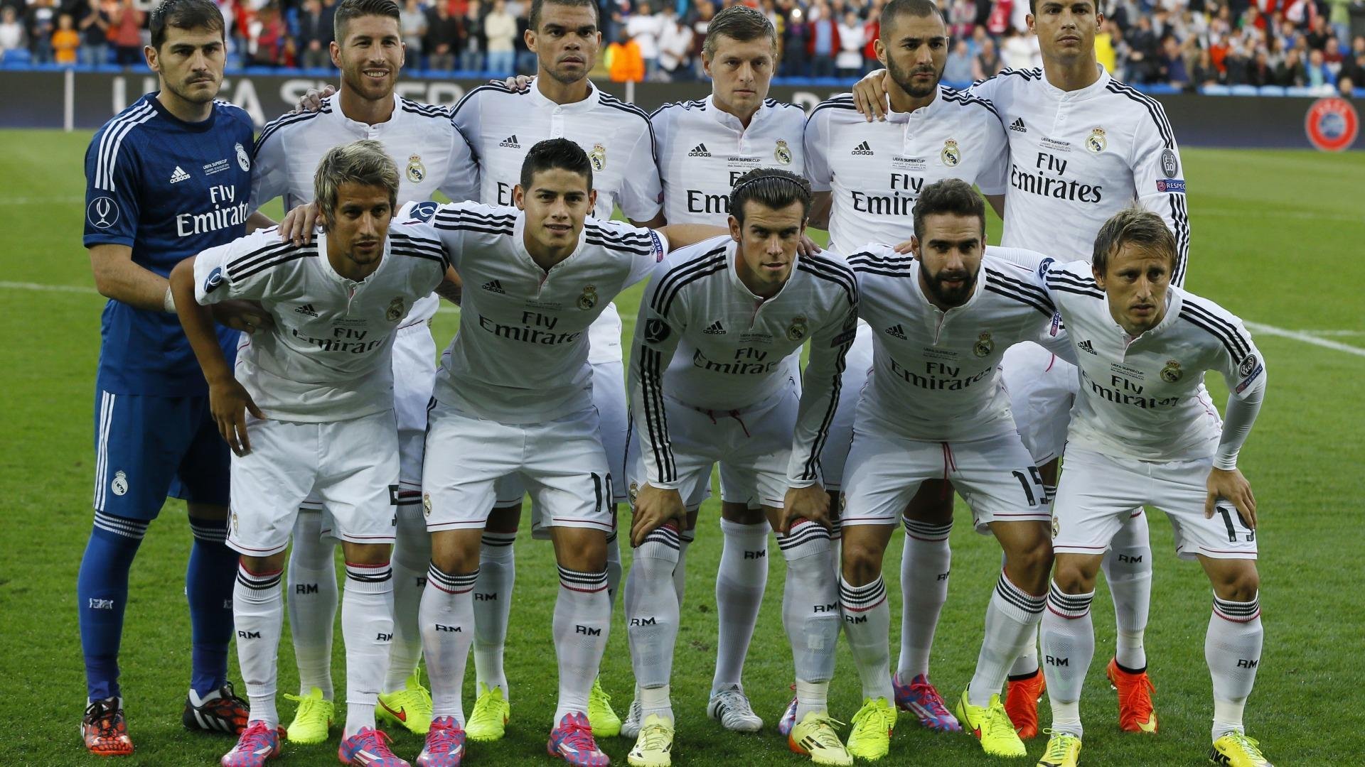 勇士老将带队进行基础技能训练，勇士教练组