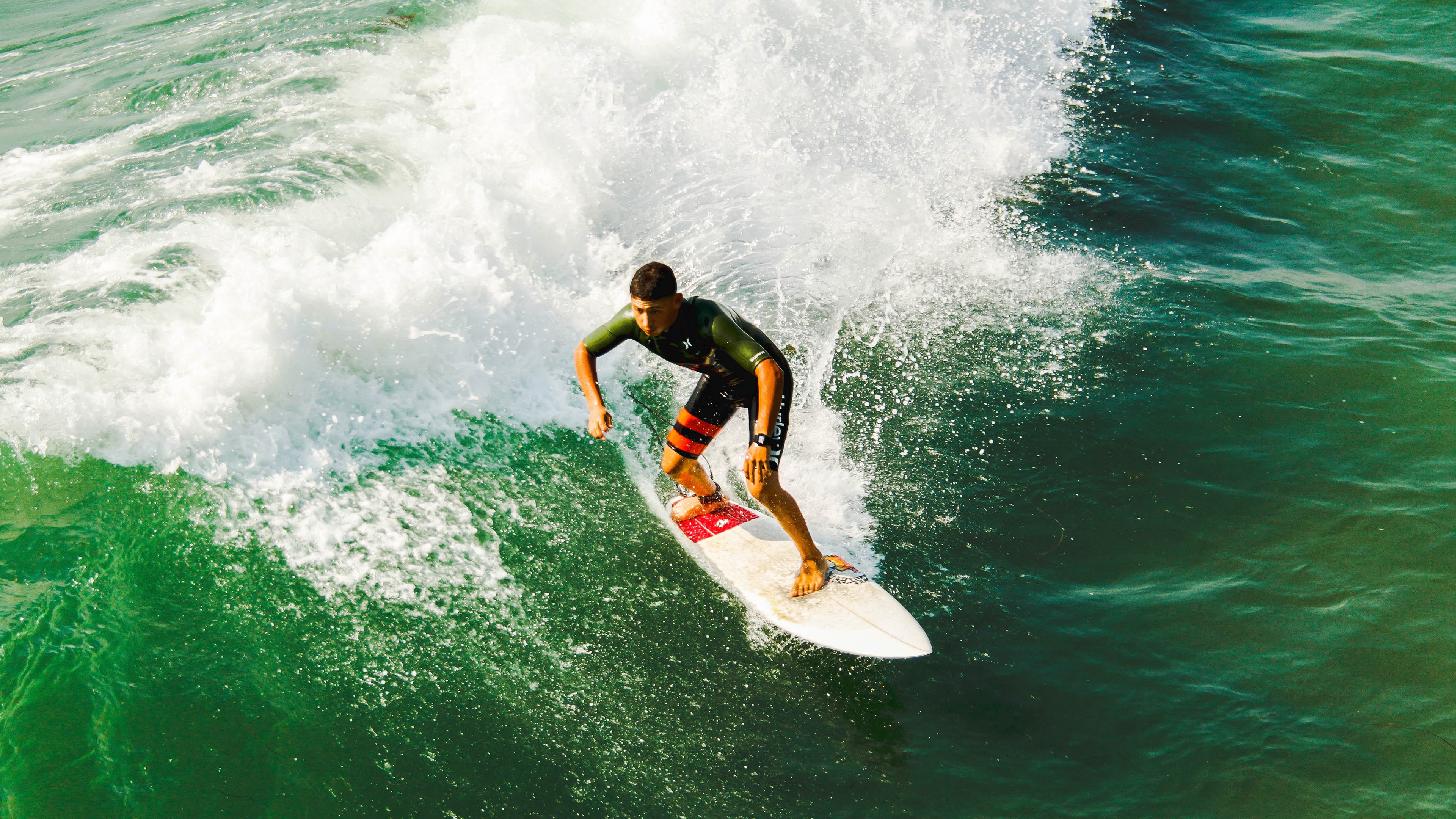 南特锋线灵活跑位增加得分可能，南特前锋