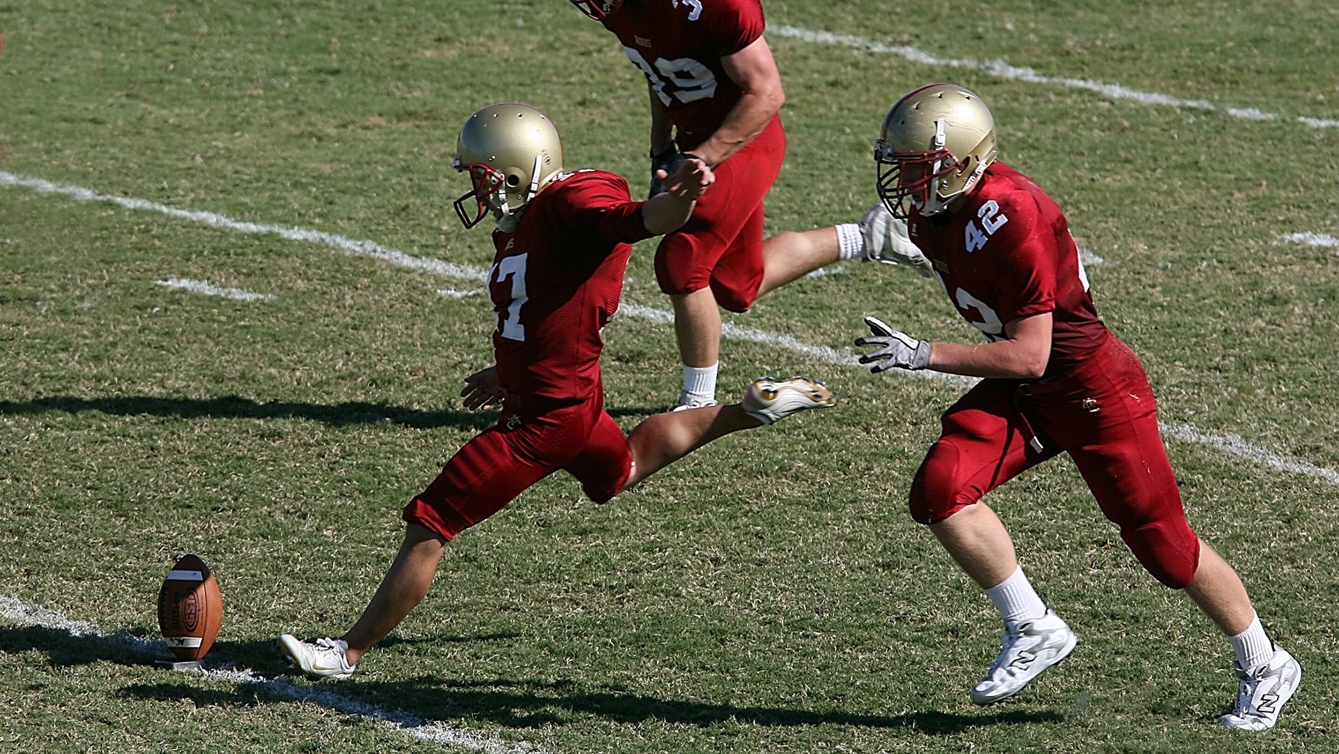 战队使用大数据辅助战术提升作战效率，战队数据分析